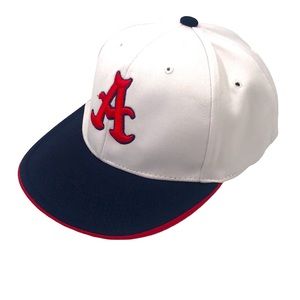 Metro 🧢 22 Atlanta Fitted Cap One Size